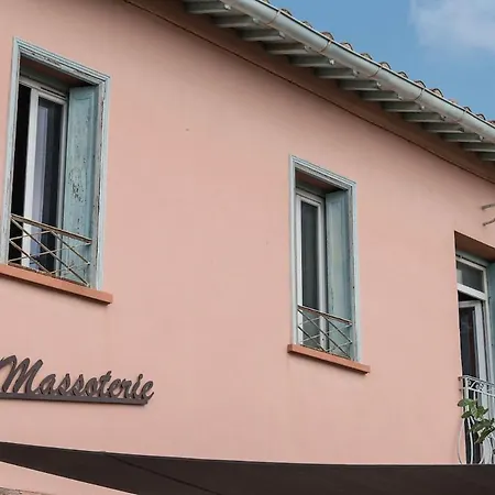 Le De La Massoterie 別荘 *